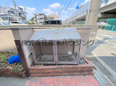 【その他共用部分】 | 　樋口マンション | 専用ごみ置き場です