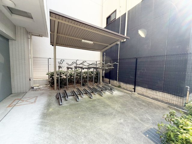 ミュプレ江坂の庭