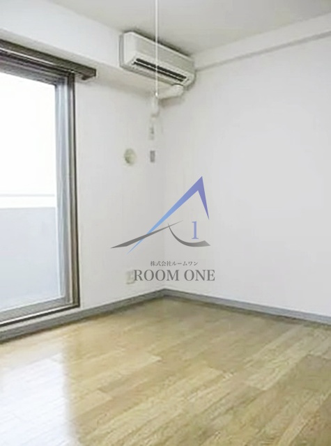 デュオフィール島津山 の居間・リビング|洋室のお部屋です。