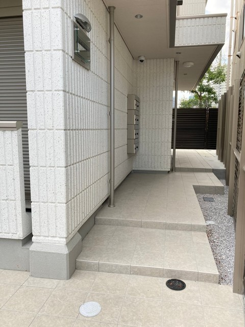 ベルメゾンＳのエントランス