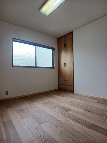 セントラルハイツＣの洋室