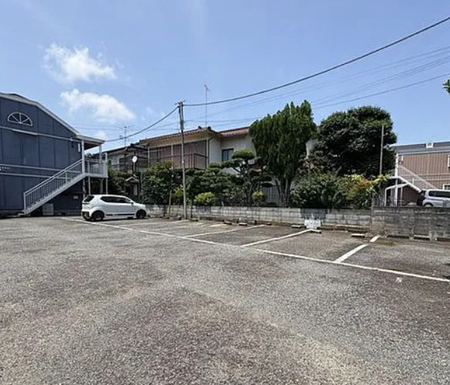 【駐車場】