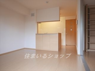 コーポラスヤナセⅤの居間・リビング