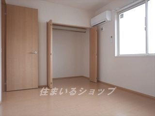 コーポラスヤナセⅤの寝室|エアコン・クローゼットあり