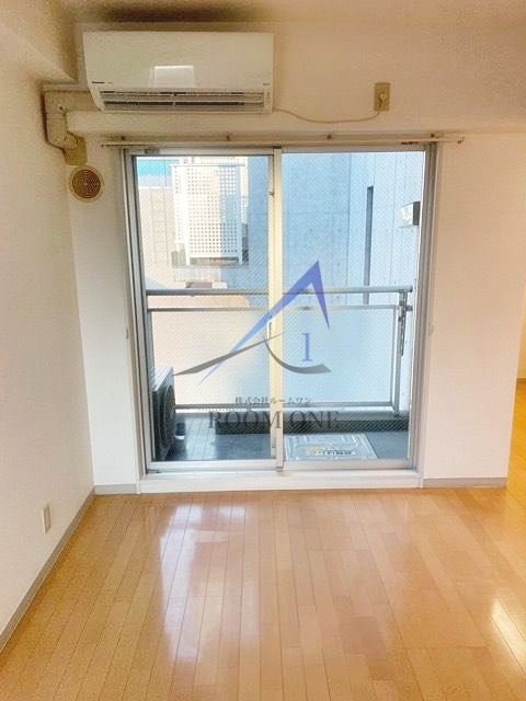 蔵前ローズガーデンの居間・リビング|洋室のお部屋です。