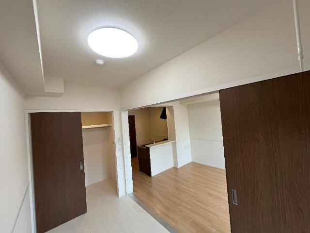 【内装】 | ＳＨＩＺＵＫＡ　ＢＬＤＧ | 洋室