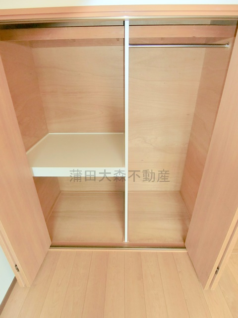 コスモリード蓮沼の収納|洋室6帖　収納　クローゼット