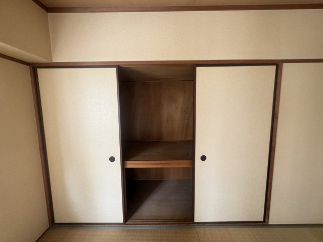 ハイツ丸利の収納