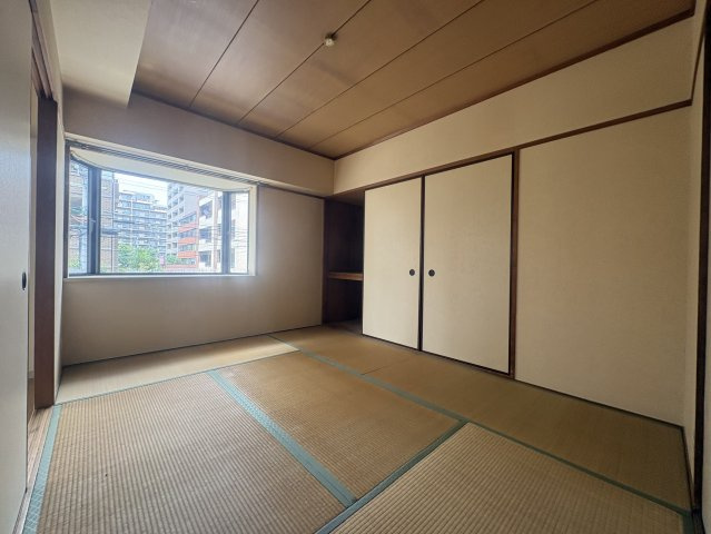 ハイツ丸利の和室