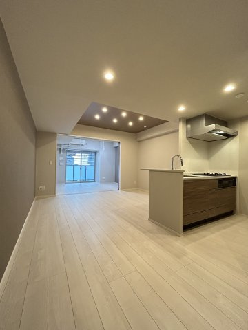 大阪市中央区北浜東の賃貸マンションの居間・リビング