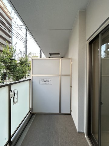 大阪市中央区北浜東の賃貸マンションのバルコニー