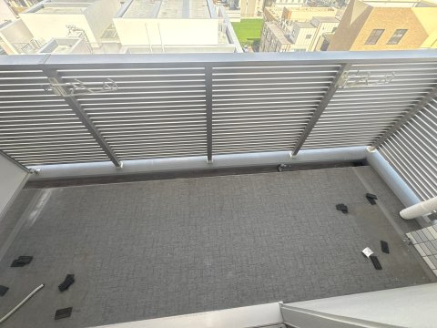 スプランディッド江坂3のバルコニー