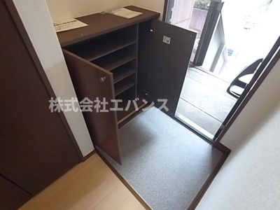 【玄関】 | シャーメゾンU | 落ち着いた玄関です