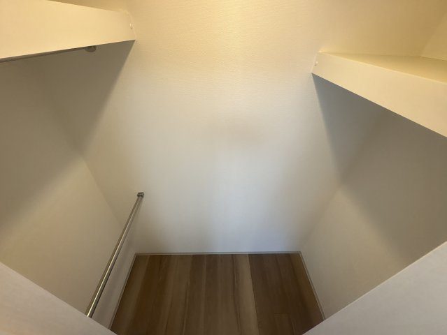 アーバネックス江坂広芝の収納