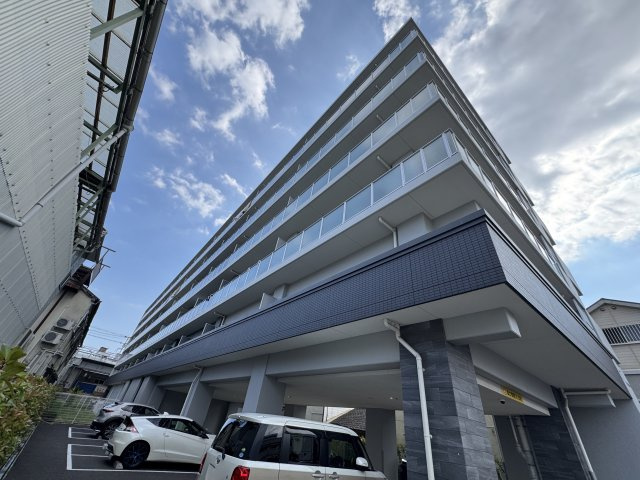 LANI TOYONAKAの外観