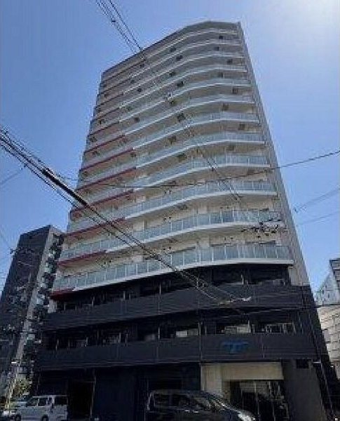セレニテ難波ミラク参番館の外観