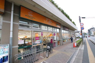 アコレ弁天１丁目店まで100ｍ