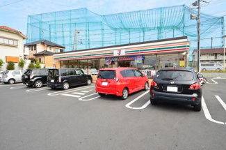 セブンイレブン京王山田駅前店 徒歩9分。コンビニ 650m