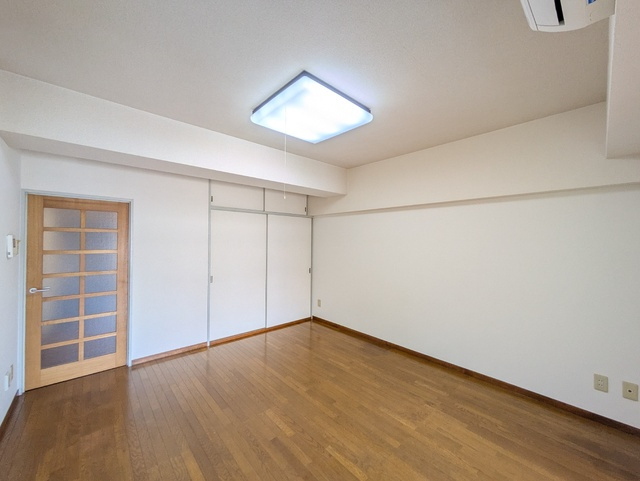 ※クリーニング前の写真です