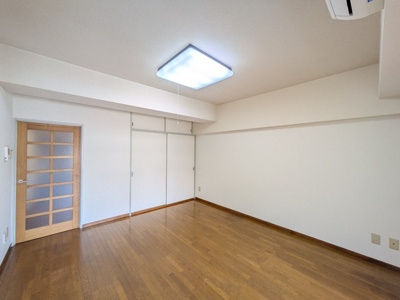 ※クリーニング前の写真です
