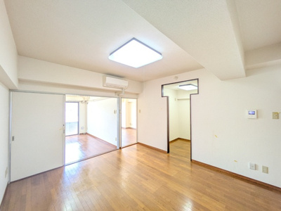 ※クリーニング前の写真です