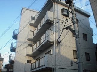 ★４階建てタイル張りのマンション★