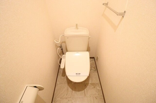 サンフラワー　Ｃのトイレ|温水洗浄暖房便座