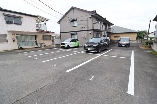 サンフラワー　Ｃの駐車場|駐車場