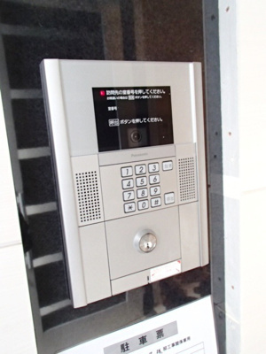 ★安心のオートロック付き★