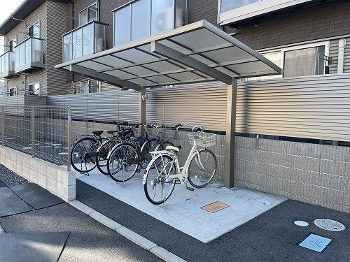 サブライムのその他|駐輪場