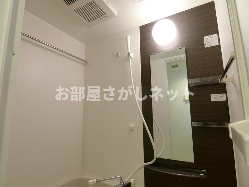 リブリ・西新宿【おとり物件なし】#学生・社会人にオススメ！初期費用分割払いOK！の浴室