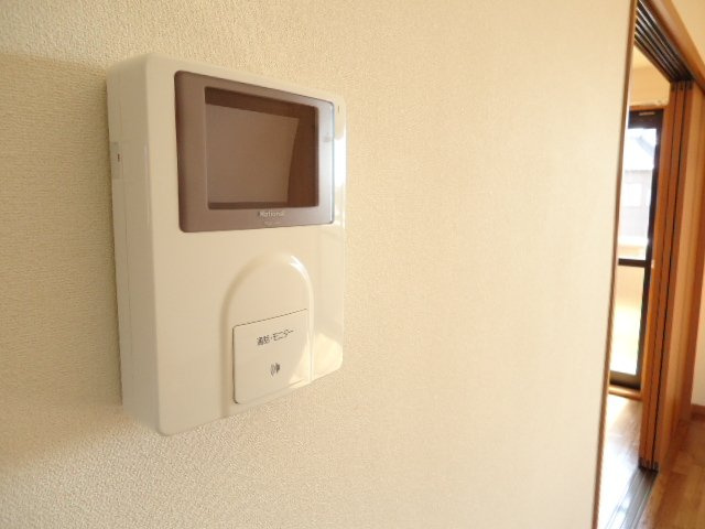 フォレストヴィラ本江の内装|カメラ付インターホン