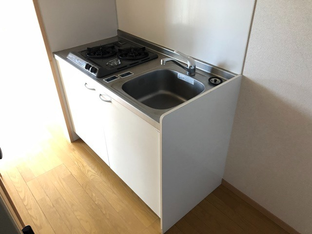 大田区上池台１丁目のアパートのキッチン