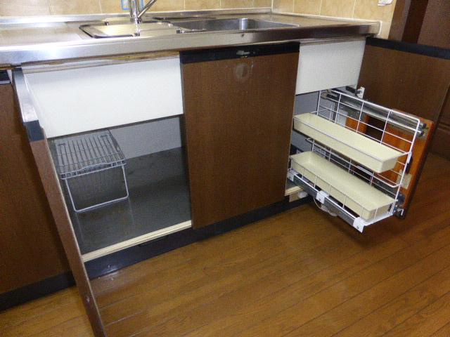 コスモヒルズ　5の収納|現況優先となります。反転の場合あり。