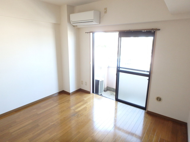 ★別室参考写真【洋室6帖】　エアコン付きのお部屋です★