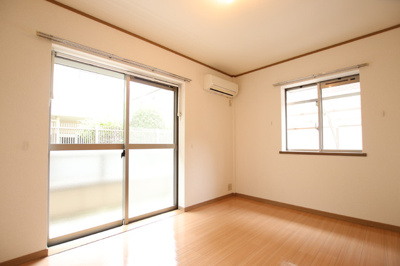 2面採光のお部屋です♪