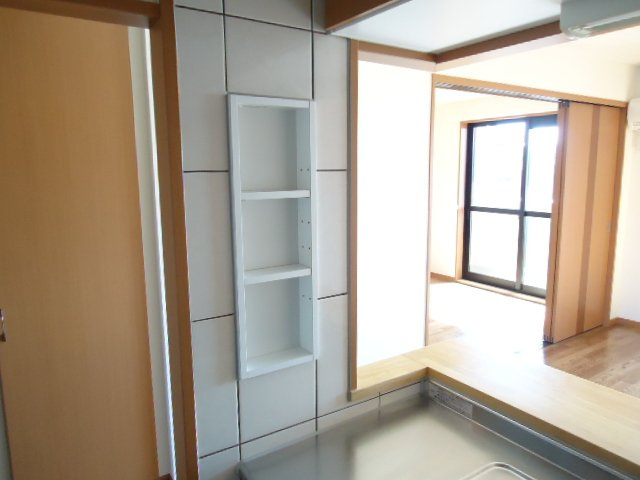 フォレストヴィラ本江の収納|キッチン　小物収納