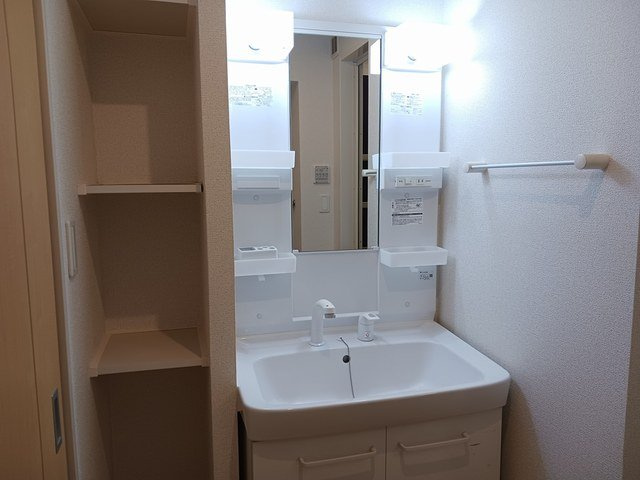 プランドールＢの洗面所|洗面所です