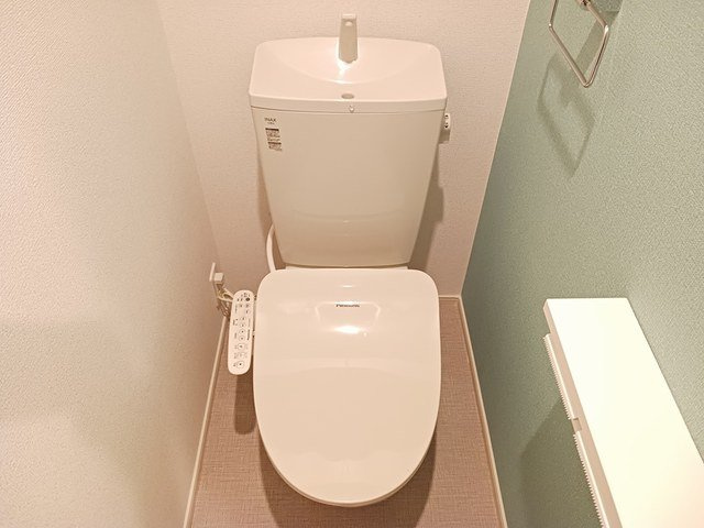 ミラノⅥ　Ｂのトイレ|落ち着いた色調のトイレです