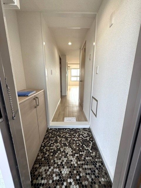 東林間コーポラスの玄関