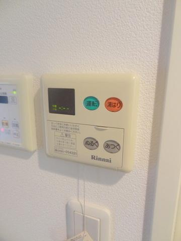 スワンズシティ大阪WESTのキッチン|★給湯リモコン★