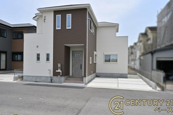 ファーストタウン本町 ／新築一戸建