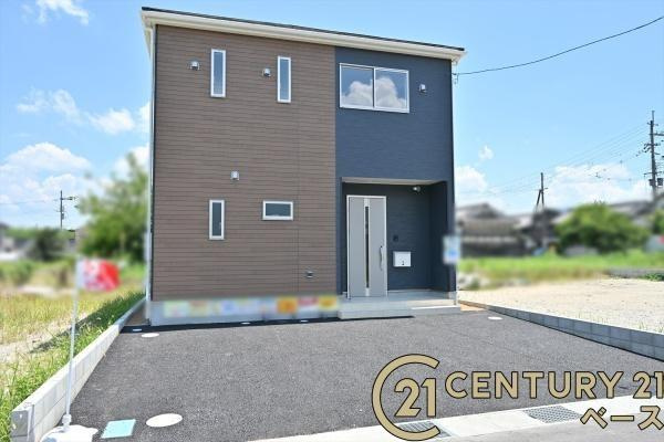 クレイドルガーデン八尾 ２号棟 ／新築一戸建の外観|■≪同仕様写真≫■制震装置（SAFE365）搭載！制震＋耐震の地震に強い安心の邸宅！お気軽にお問い合わせ下さい！■
■ペアガラス使用で結露の心配もありません！■