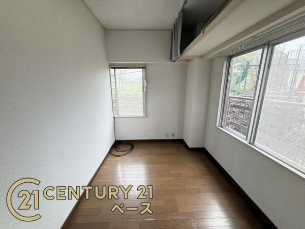 東生駒アーバンライフの洋室|■収納部屋としても利用可能の洋室です！
