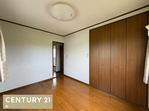 貴志川町岸小野　中古戸建の洋室