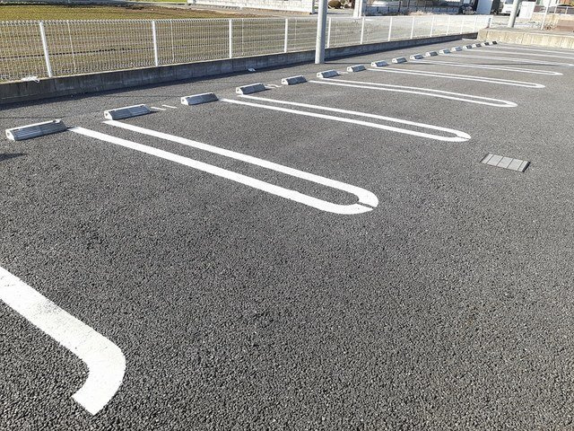 【駐車場】 | グラース　クローⅤ