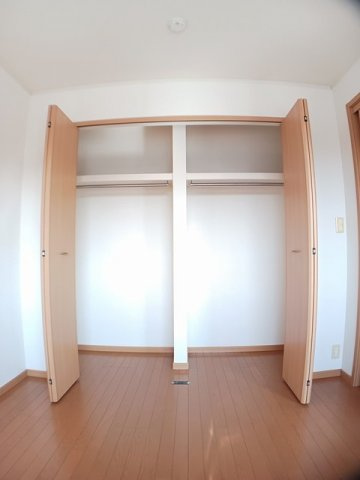 サンシャイン花房Ａの収納