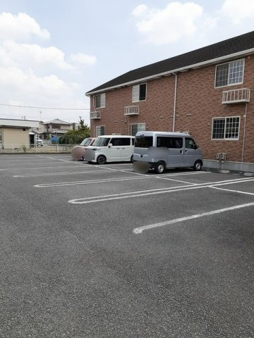 サンリット　Ⅱの駐車場