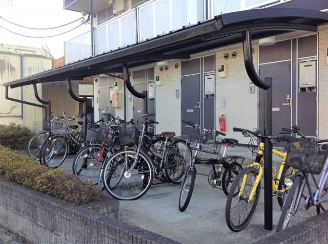 レオパレス稲荷山ヒルズのその他|駐輪場