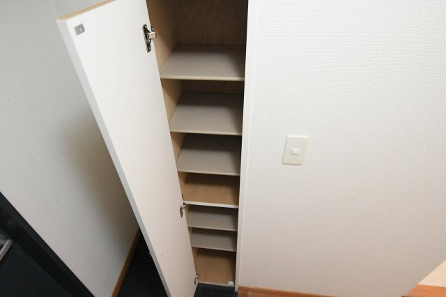 レオパレスＦｌａｔ新栄の内装